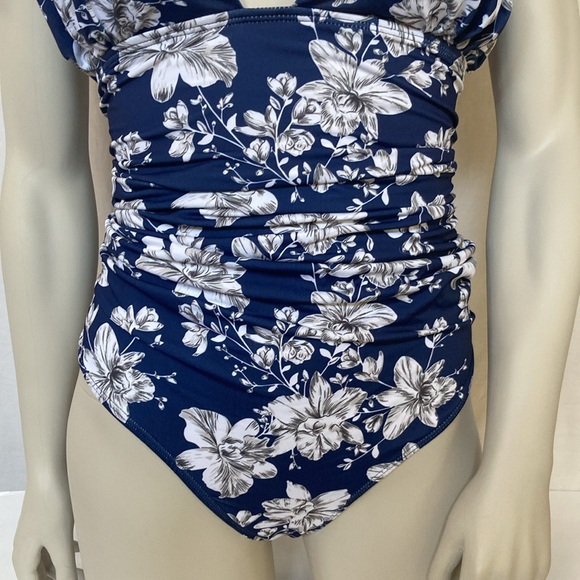 Marina Vida Women’s One Piece Swimsuit Plus Size 2XL Halter Style Blue Floral - Picture 3 of 6